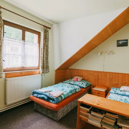 Kacenka-2 By Interhome Lägenhet Desná